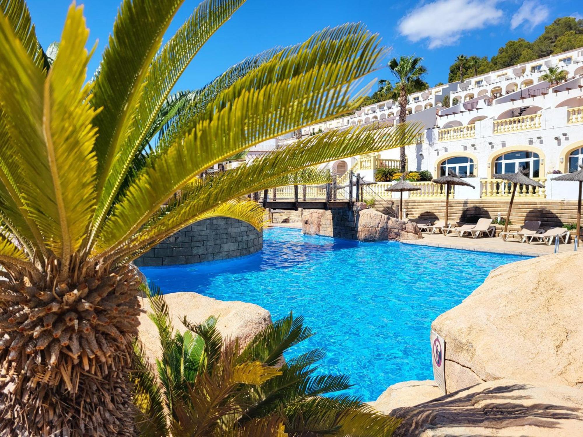 Casa Sunrise - Costa Blanca House With Rooftop, Swimming Pools And Panoramic Sea And Calpe Views Exterior foto
